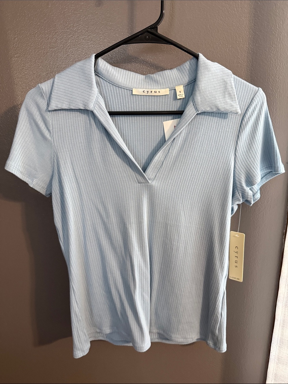 NEW w/ tag Cyrus Light Blue Ribbed Polo V-Neck Short Sleeve Top